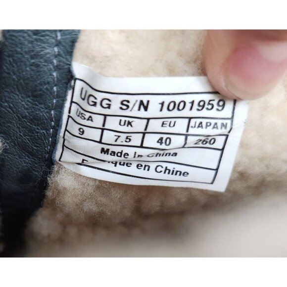 UGG Women's Sz. 9 Jillian Side Zip Black Suede Boots - Picture 7 of 8